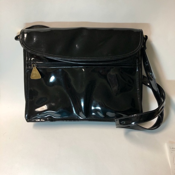JR Handbags - Later Kelly style vintage patent leather shoulder bag